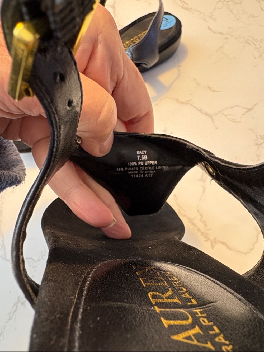 Lauren Ralph Lauren NWT Black T-Strap Sandals with Gold Accent size 7.5 Kacy - Picture 4 of 8